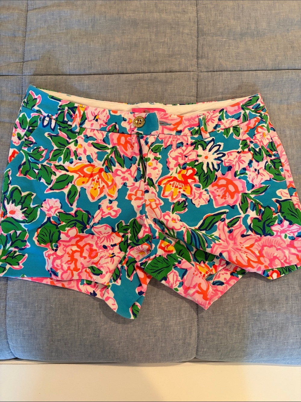 Lilly Pulitzer Floral Print Women's Shorts - multi-color Size 8 EUC